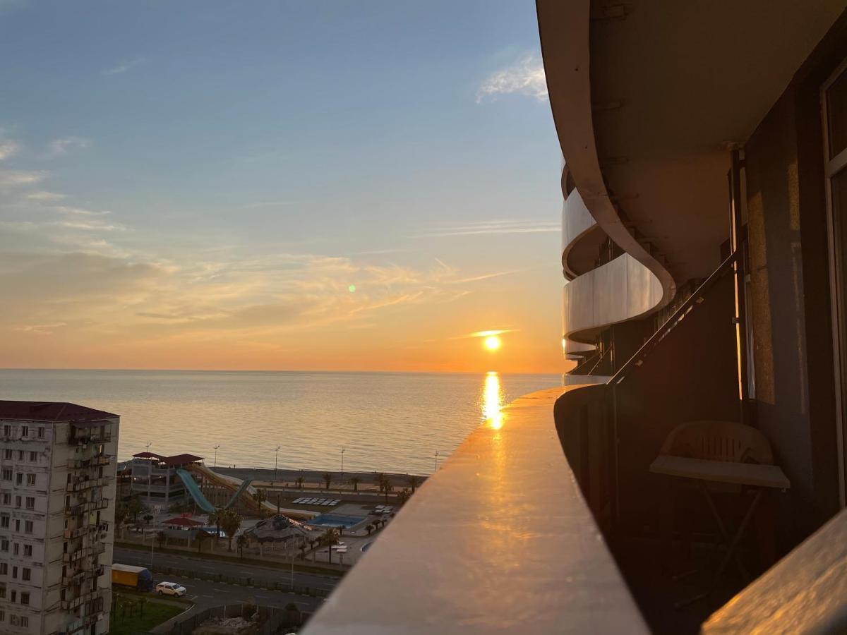 Orbi Residence Sea View باتومي المظهر الخارجي الصورة